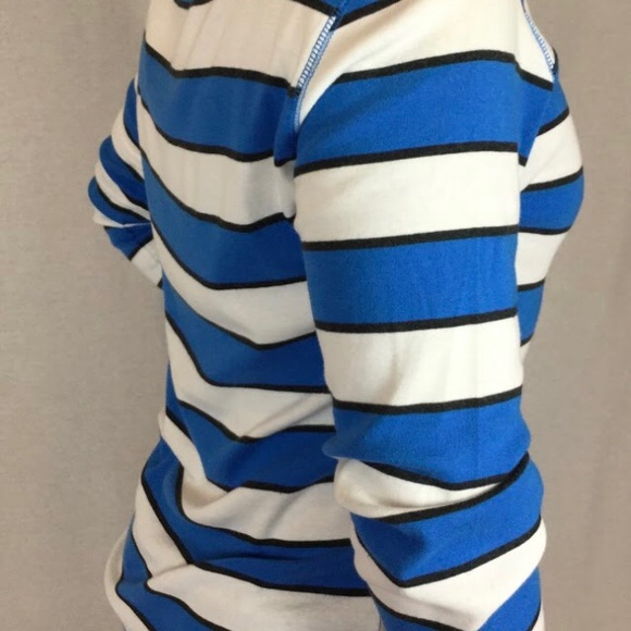 Incredible Point Zero Brand crew neck long sleeved blue and white stripy design - Picture 2 of 7